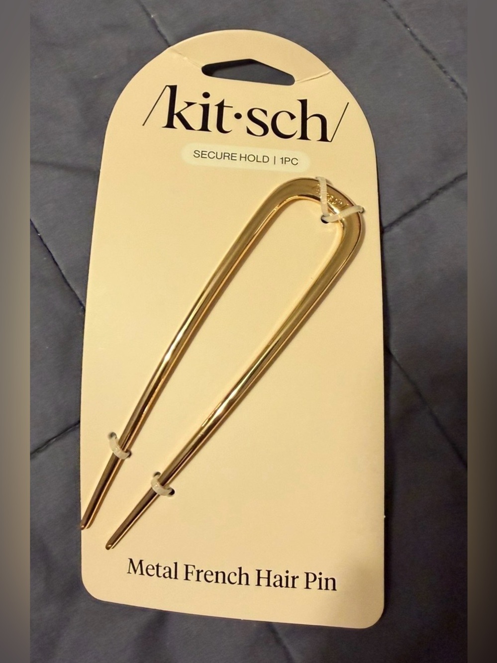 Kitsch hair pin